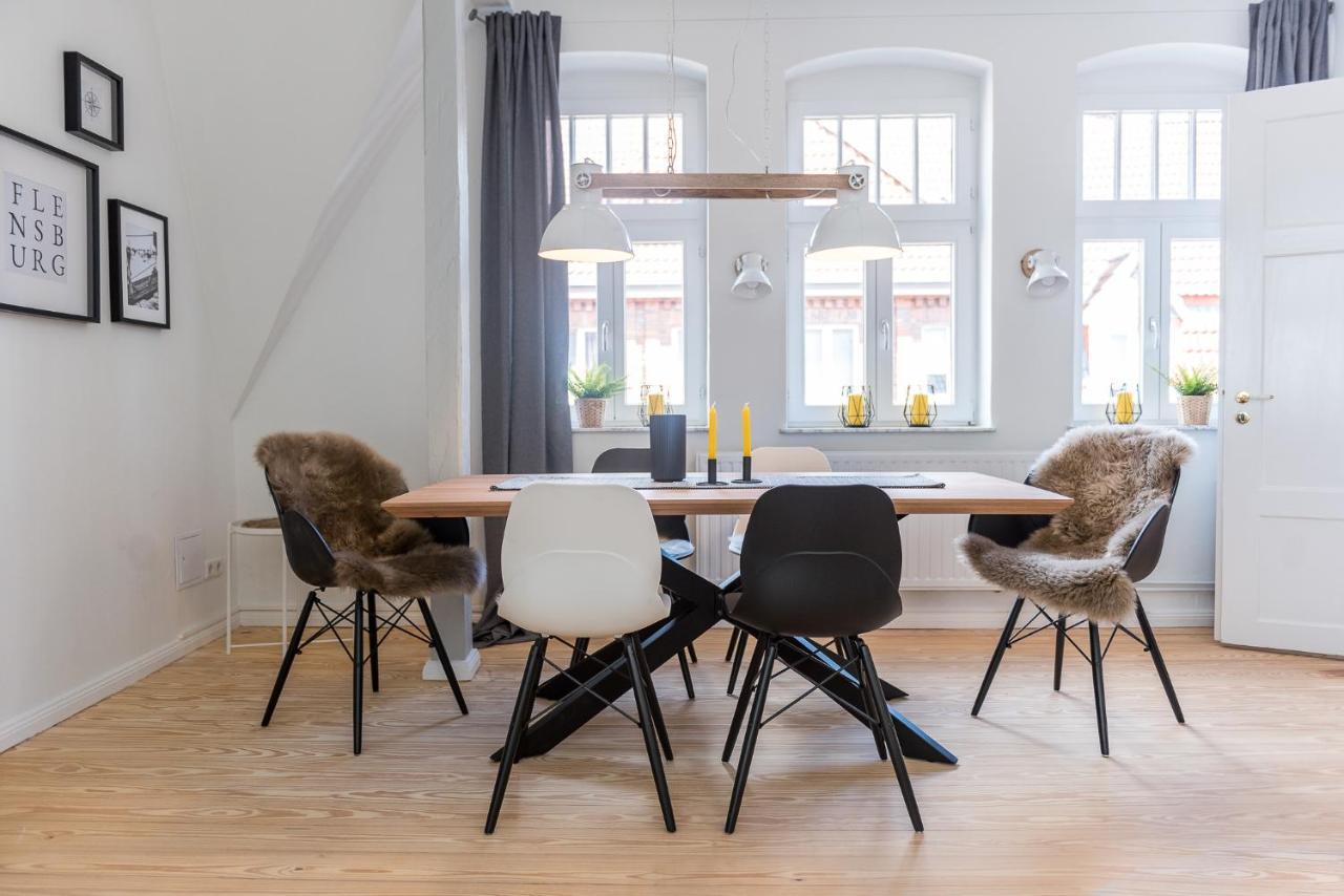 Fewo1846 - Flensburg68 - Komfortable Maisonettewohnung Fuer 6 Personen Mit Dachbalkon Im 4 Og