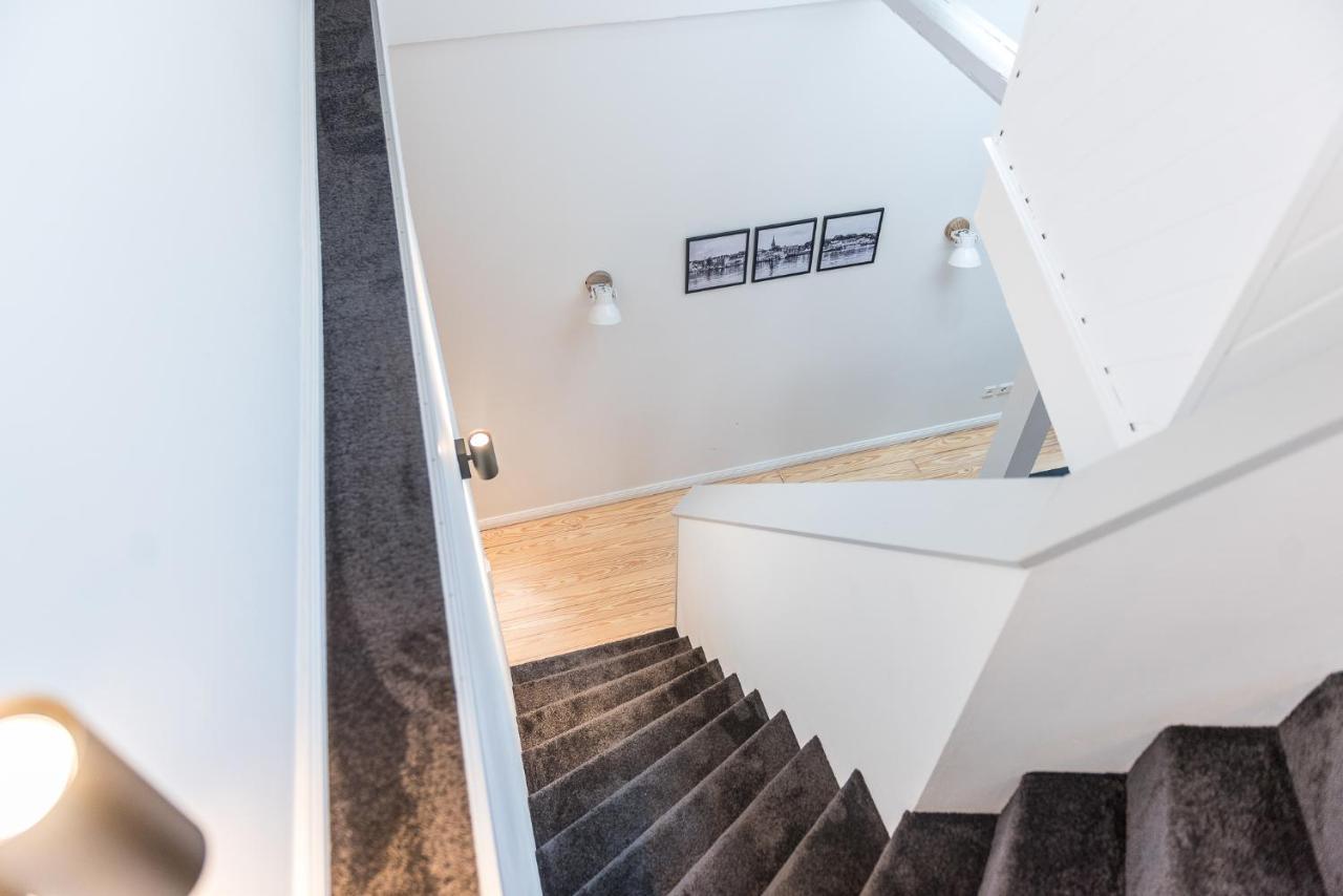 Fewo1846 - Flensburg68 - Komfortable Maisonettewohnung Fuer 6 Personen Mit Dachbalkon Im 4 Og Apartment Flensburg